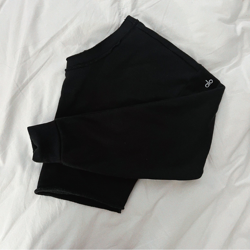 ALO YOGA Prima Off-The-Shoulder Pullover